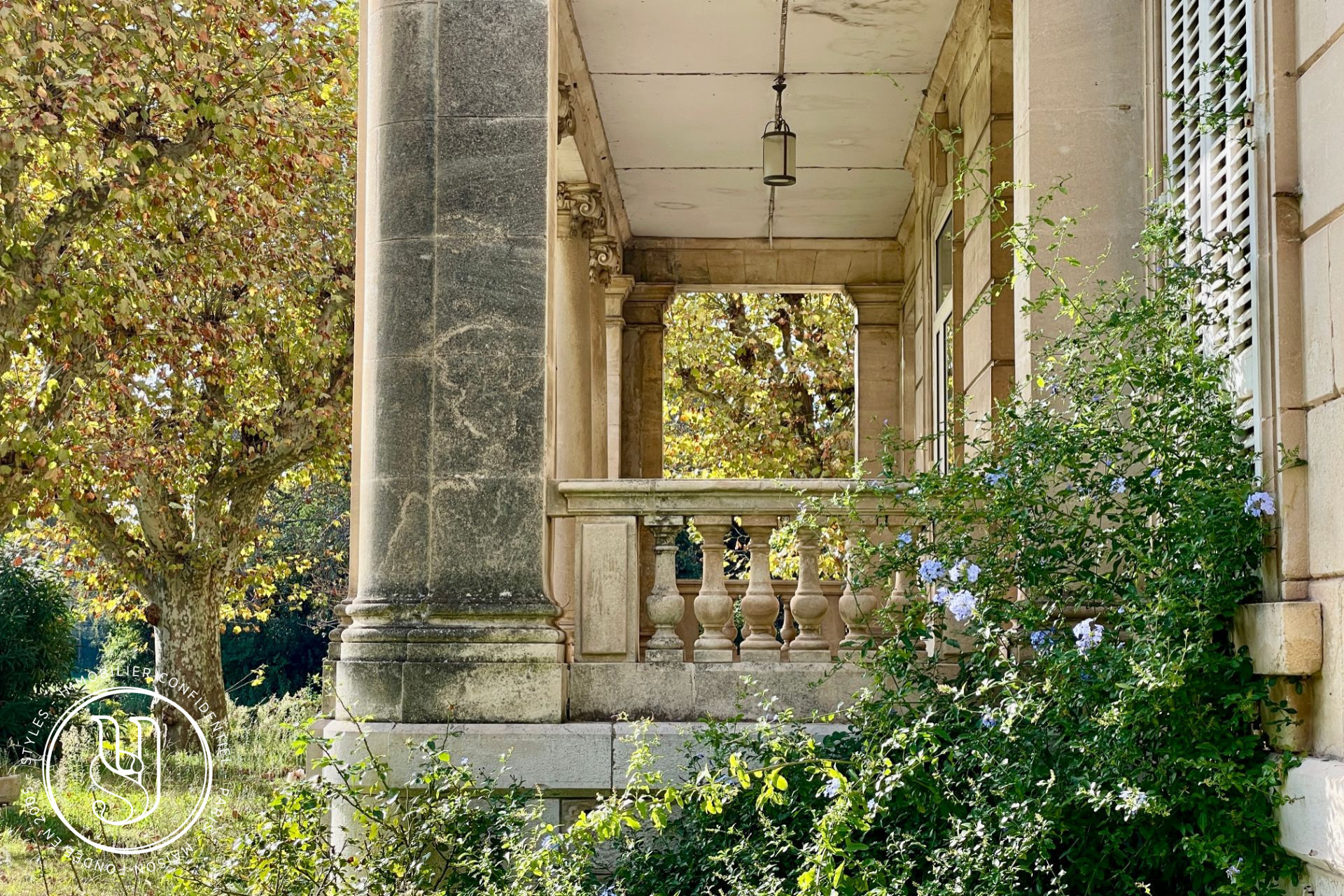 Mouriès - proche, une élégante à restaurer - image 10