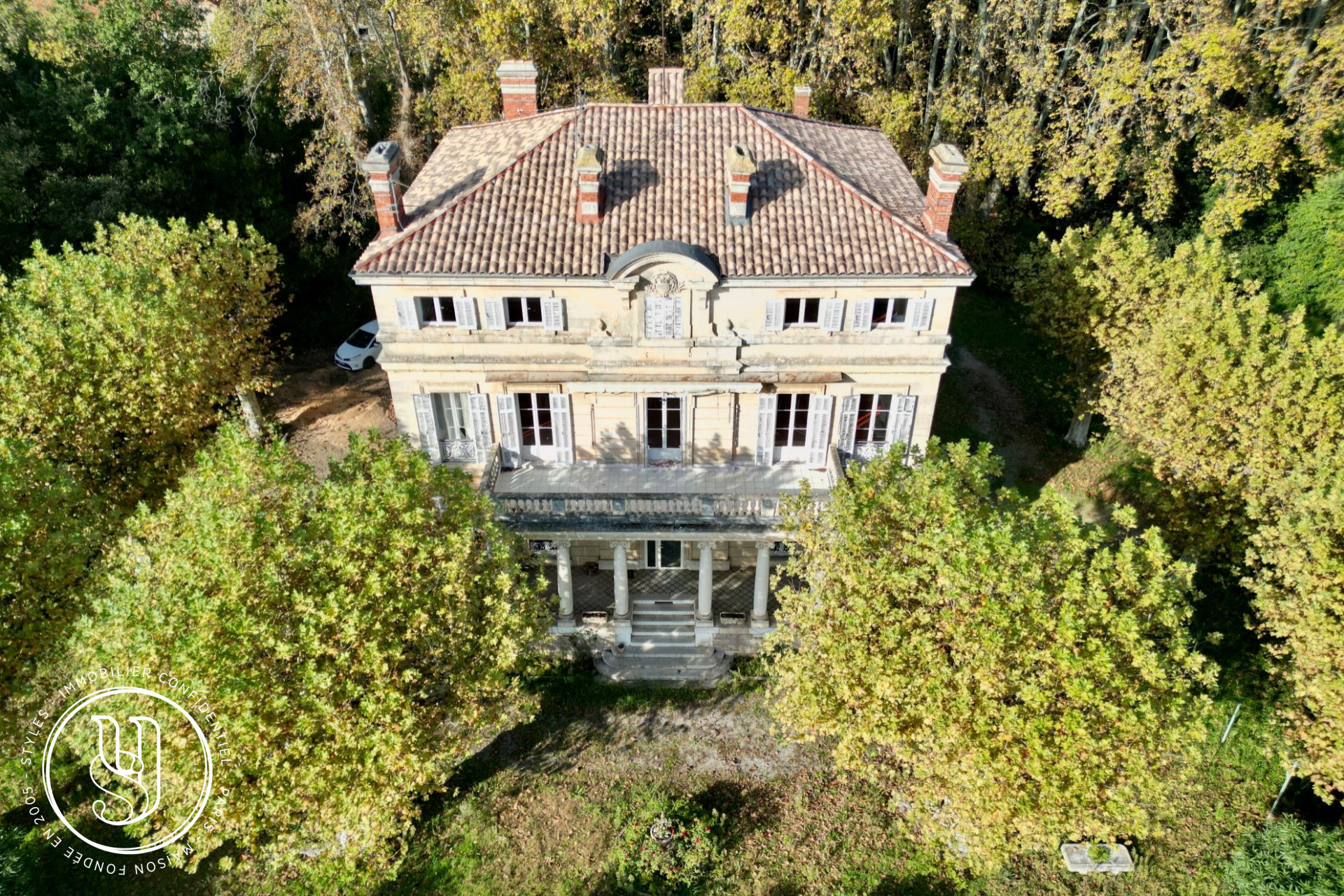 Mouriès - proche, une élégante à restaurer - image 1